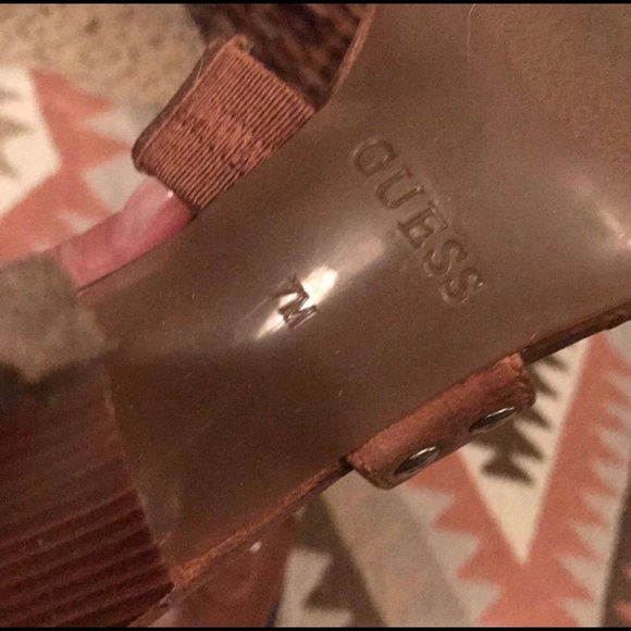 Guess brown leather ankle booties - Picture 3 of 7